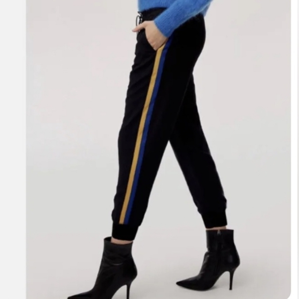 Aritzia Wilfred Buffon Black Joggers with Blue and Gold Stripes Size M